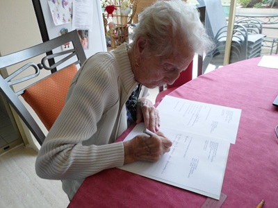 Anne Marie Cecchella, Dame de Compagnie 